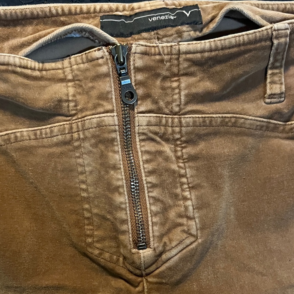 Venezia Pants in Rich Brown
